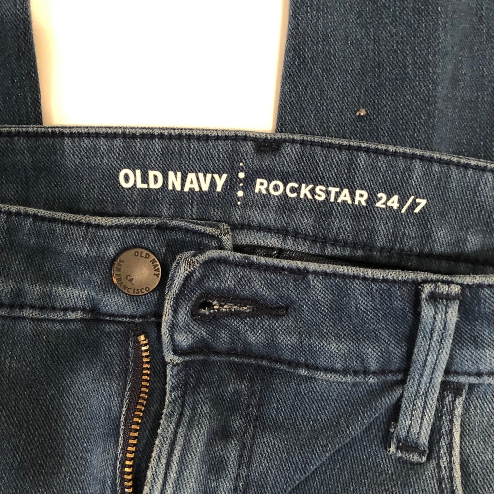 Old Navy Rockstar Jeans EUC 6 Blake Lively